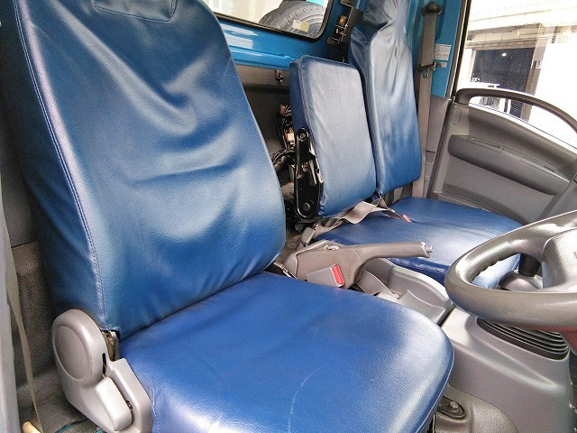 いすゞエルフパッカー車（塵芥車）小型（2t・3t）[写真33]