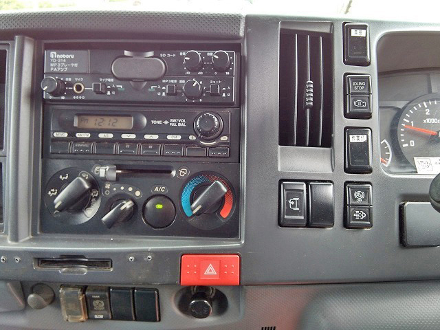 いすゞエルフパッカー車（塵芥車）小型（2t・3t）[写真36]