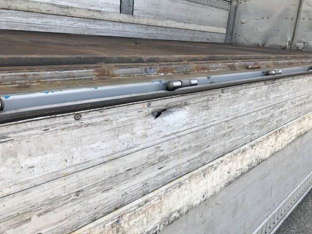 日野プロフィアアルミウイング大型（10t）[写真18]