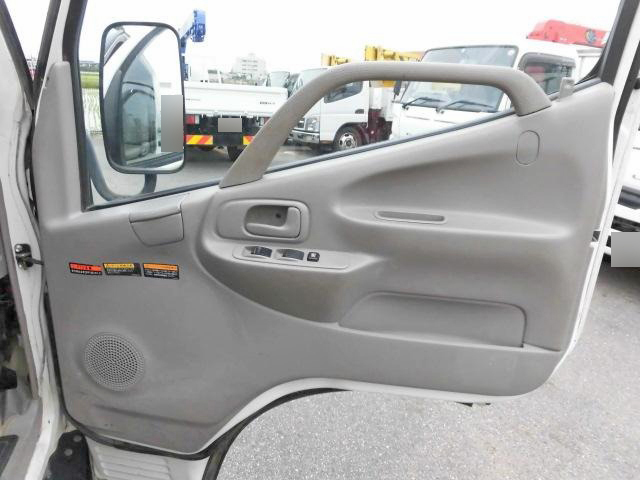 日野デュトロユニック3段小型（2t・3t）[写真24]