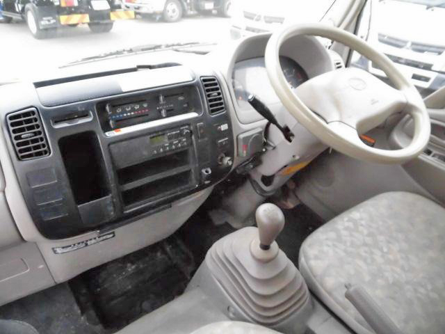 日野デュトロユニック3段小型（2t・3t）[写真26]