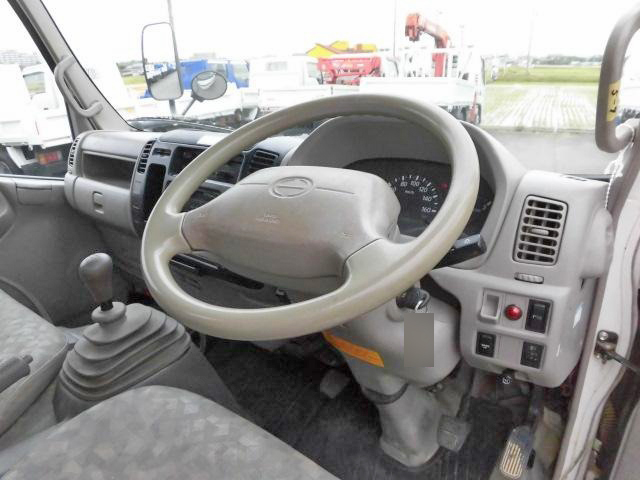 日野デュトロユニック3段小型（2t・3t）[写真30]