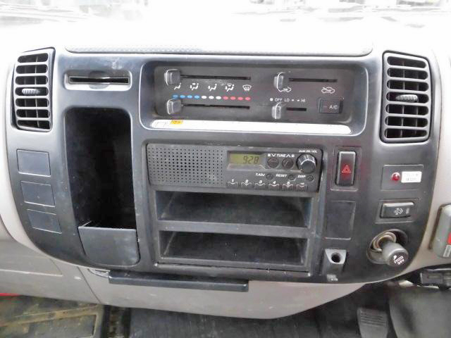 日野デュトロユニック3段小型（2t・3t）[写真32]