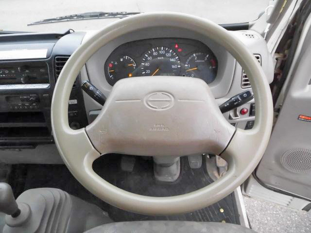 日野デュトロユニック3段小型（2t・3t）[写真33]