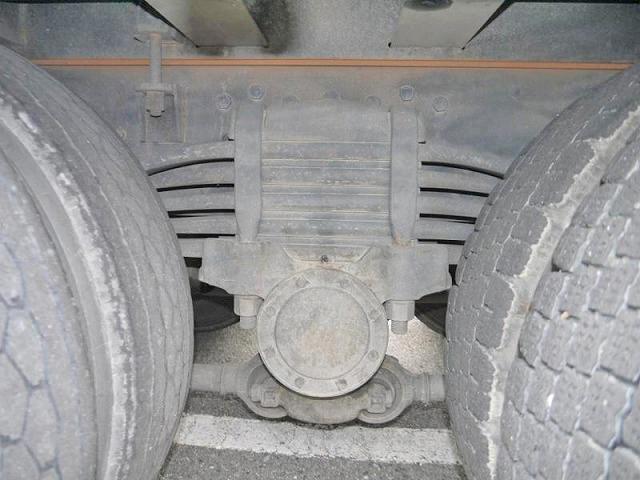 三菱ふそうスーパーグレートセルフクレーン3段大型（10t）[写真25]