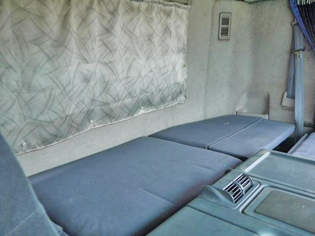 三菱ふそうスーパーグレートセルフクレーン3段大型（10t）[写真37]