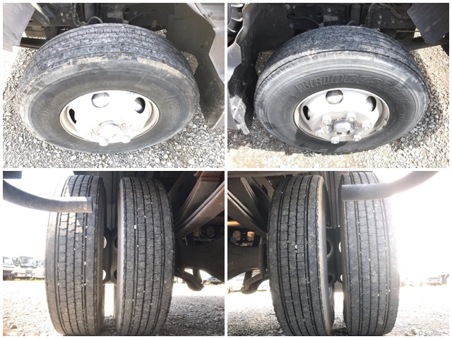 日野レンジャーユニック4段中型（4t）[写真24]