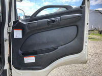 日野レンジャーユニック4段中型（4t）[写真30]