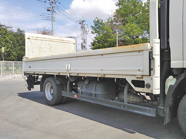 いすゞエルフ平ボディ小型（2t・3t）[写真17]