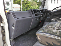 いすゞエルフ平ボディ小型（2t・3t）[写真32]