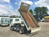 いすゞエルフダンプ小型（2t・3t）[写真08]