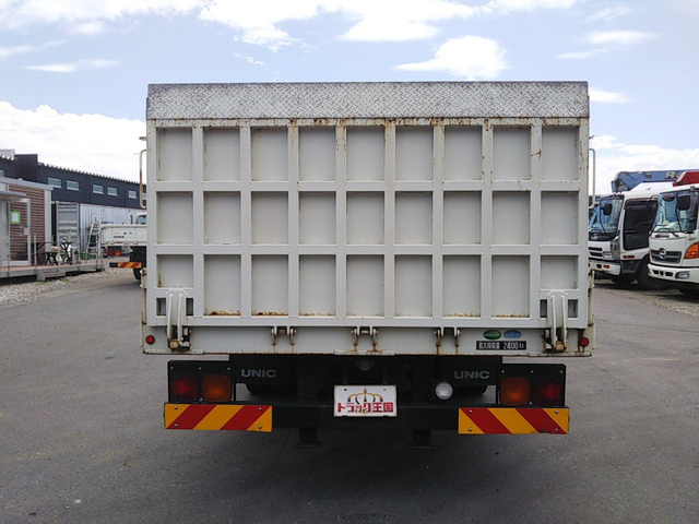 いすゞフォワードセーフティローダー中型（4t）[写真11]