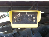 いすゞフォワードセーフティローダー中型（4t）[写真20]