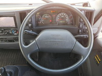 いすゞフォワードセーフティローダー中型（4t）[写真37]