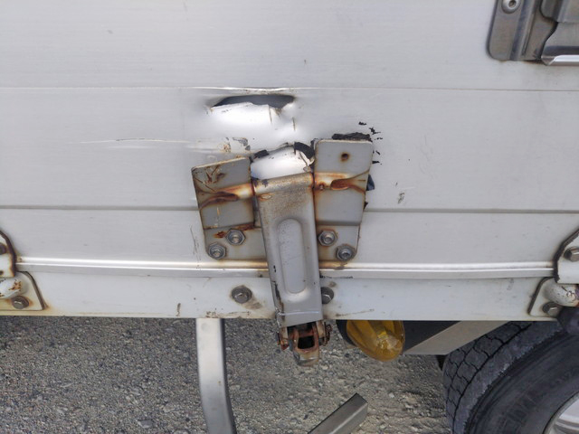 日野レンジャーアルミウイング中型（4t）[写真12]