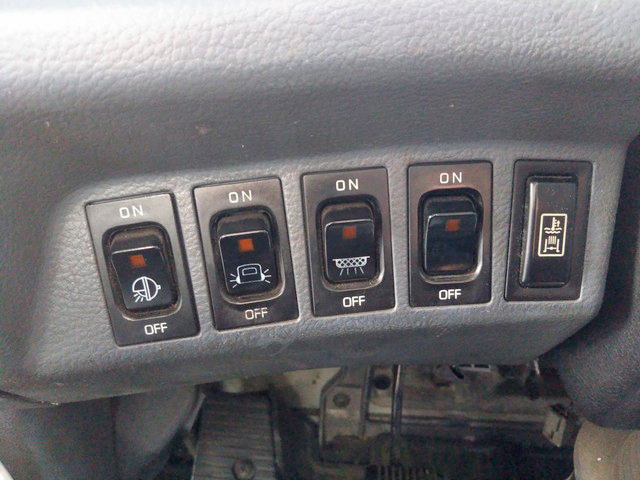 日野レンジャーアルミウイング中型（4t）[写真36]