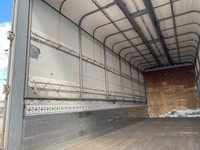 日野レンジャー幌ウイング中型（4t）[写真14]