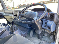 日野レンジャー幌ウイング中型（4t）[写真31]