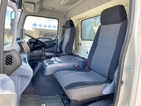 日野レンジャー幌ウイング中型（4t）[写真32]