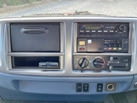 日野レンジャー幌ウイング中型（4t）[写真38]