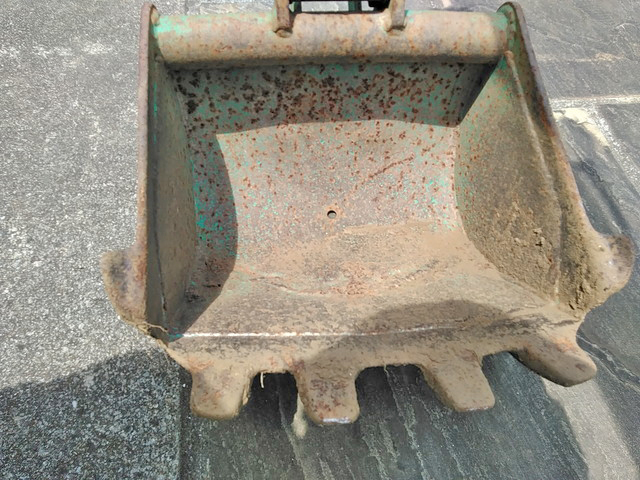 コマツミニユンボ（ミニバックホー）[写真08]