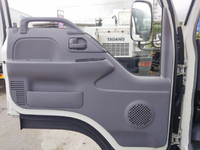 いすゞエルフタンク車（タンクローリー）小型（2t・3t）[写真26]