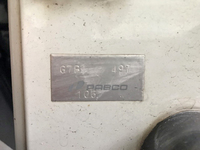 三菱ふそうキャンター平ボディ小型（2t・3t）[写真13]