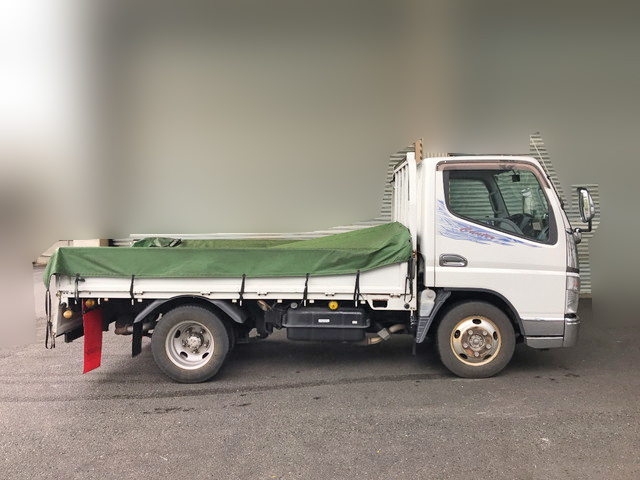 三菱ふそうキャンター平ボディ小型（2t・3t）[写真05]