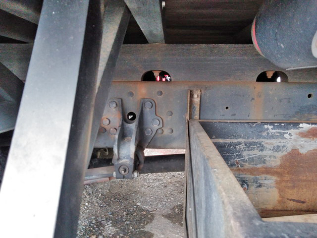 三菱ふそうファイターユニック4段増トン（6t・8t）[写真19]