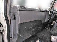 三菱ふそうファイターユニック4段増トン（6t・8t）[写真27]