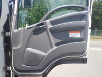 いすゞフォワード平ボディ中型（4t）[写真27]