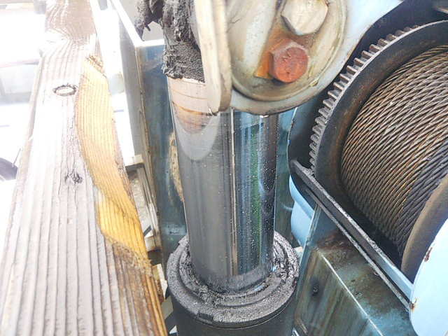 いすゞエルフクレーン4段小型（2t・3t）[写真14]