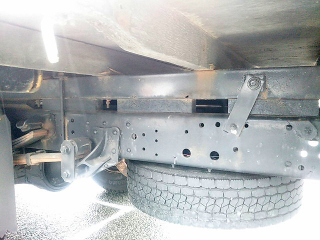 いすゞエルフクレーン4段小型（2t・3t）[写真25]