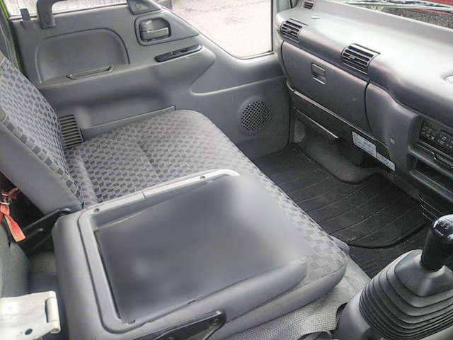 いすゞエルフクレーン4段小型（2t・3t）[写真30]