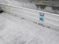 いすゞエルフクレーン4段小型（2t・3t）[写真09]