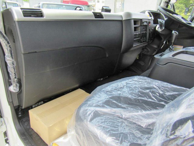 三菱ふそうファイターアルミブロック増トン（6t・8t）[写真31]