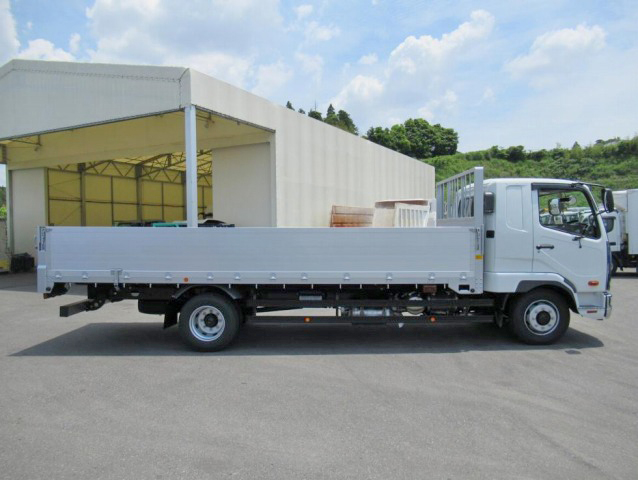 三菱ふそうファイターアルミブロック増トン（6t・8t）[写真04]