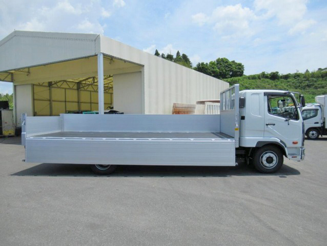 三菱ふそうファイターアルミブロック増トン（6t・8t）[写真05]