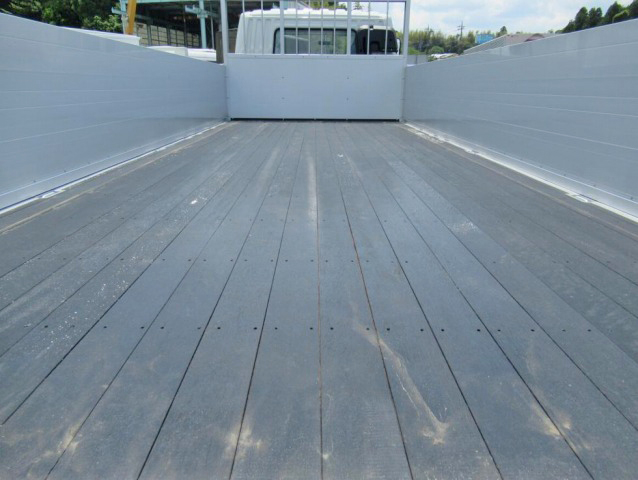 三菱ふそうファイターアルミブロック増トン（6t・8t）[写真09]