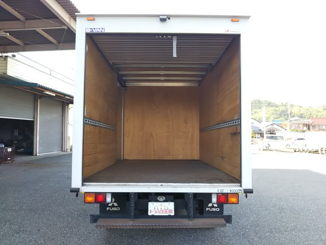 三菱ふそうキャンターアルミバン小型（2t・3t）[写真11]