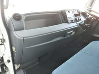 三菱ふそうキャンターアルミバン小型（2t・3t）[写真29]