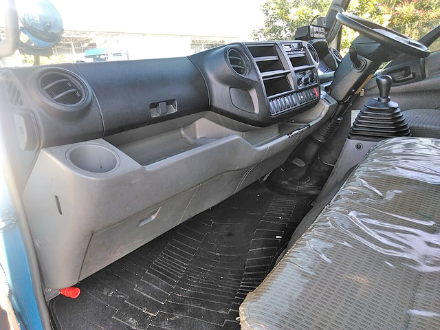 日野デュトロパッカー車（塵芥車）小型（2t・3t）[写真31]