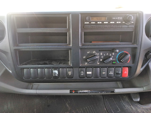 日野デュトロパッカー車（塵芥車）小型（2t・3t）[写真36]