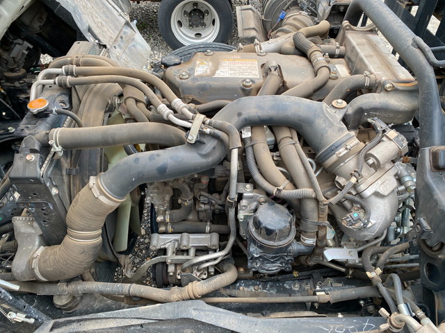 いすゞフォワードアームロール中型（4t）[写真26]