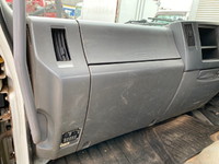 いすゞフォワードアームロール中型（4t）[写真34]