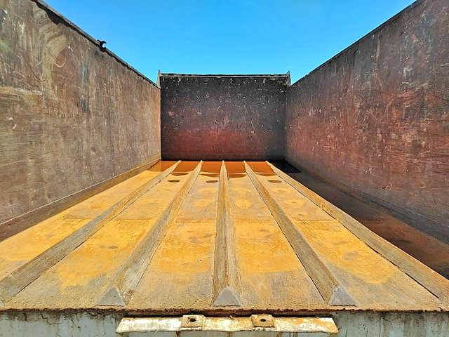 日野レンジャー深ダンプ（土砂禁ダンプ）中型（4t）[写真07]