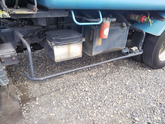 三菱ふそうキャンターパッカー車（塵芥車）小型（2t・3t）[写真19]