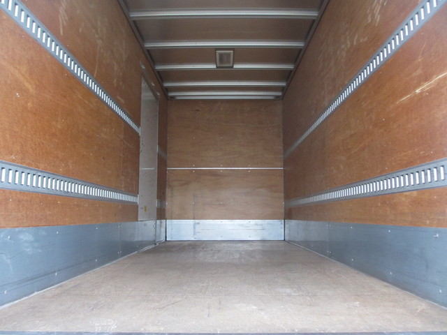 いすゞエルフアルミバン小型（2t・3t）[写真08]