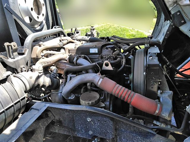 いすゞフォワードコンテナ専用車中型（4t）[写真26]