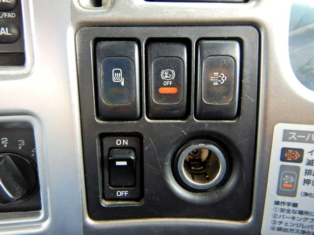 UDトラックスコンドルユニック3段増トン（6t・8t）[写真22]